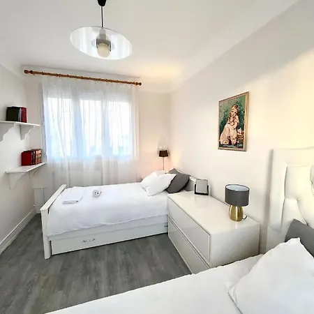 Maison Entier Jo 2024 Clim Disney 2 Gournay-Sur-Marne